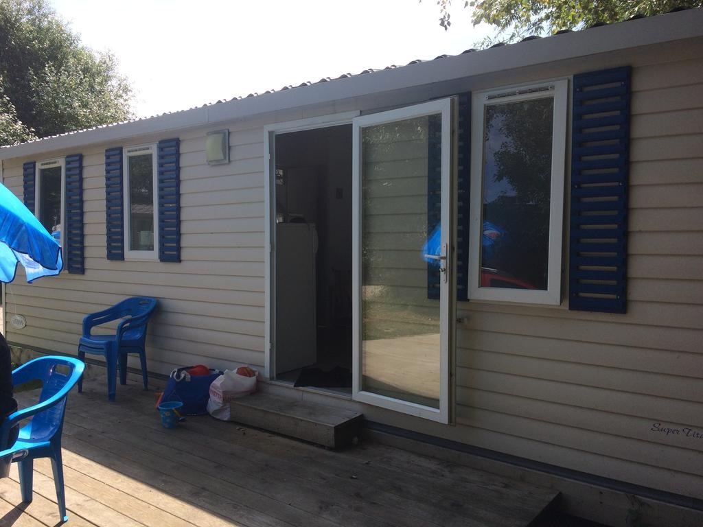 Camping De Collignon Cherbourg-en-Cotentin Bagian luar foto